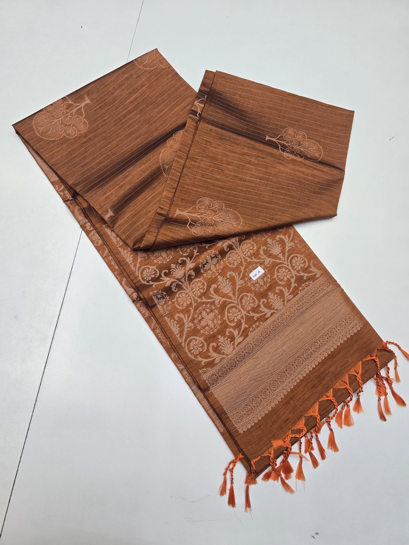 Kanchi Dupion Semi Soft Silk Sarees
