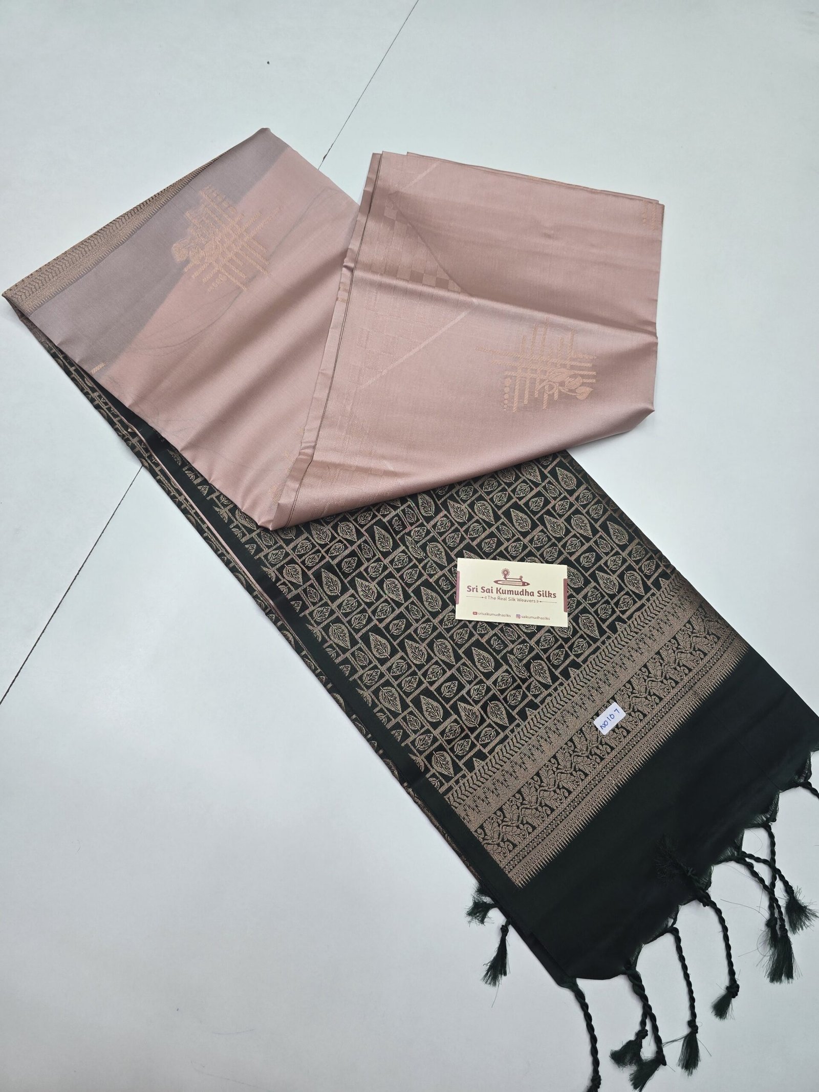 Kanchi Border Embossed Semi Soft Silk Sarees
