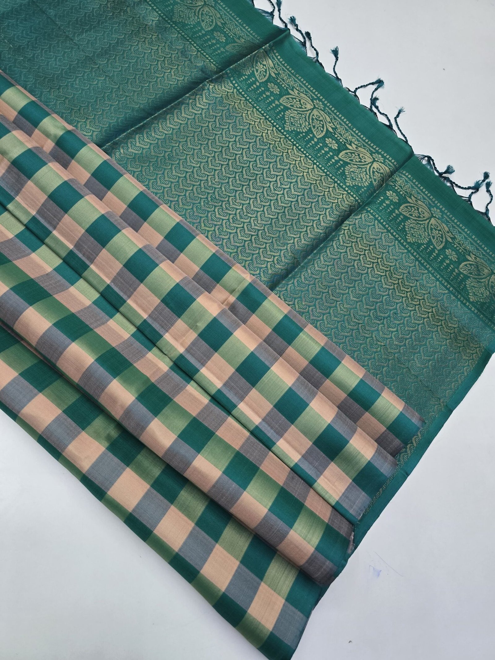 Handloom Kanchipuram Checks Pure Soft Silk Sarees With Silk Mark Certified