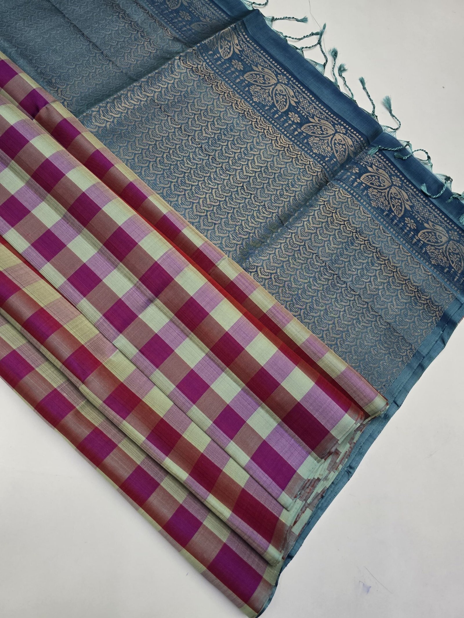 Handloom Kanchipuram Checks Pure Soft Silk Sarees With Silk Mark Certified