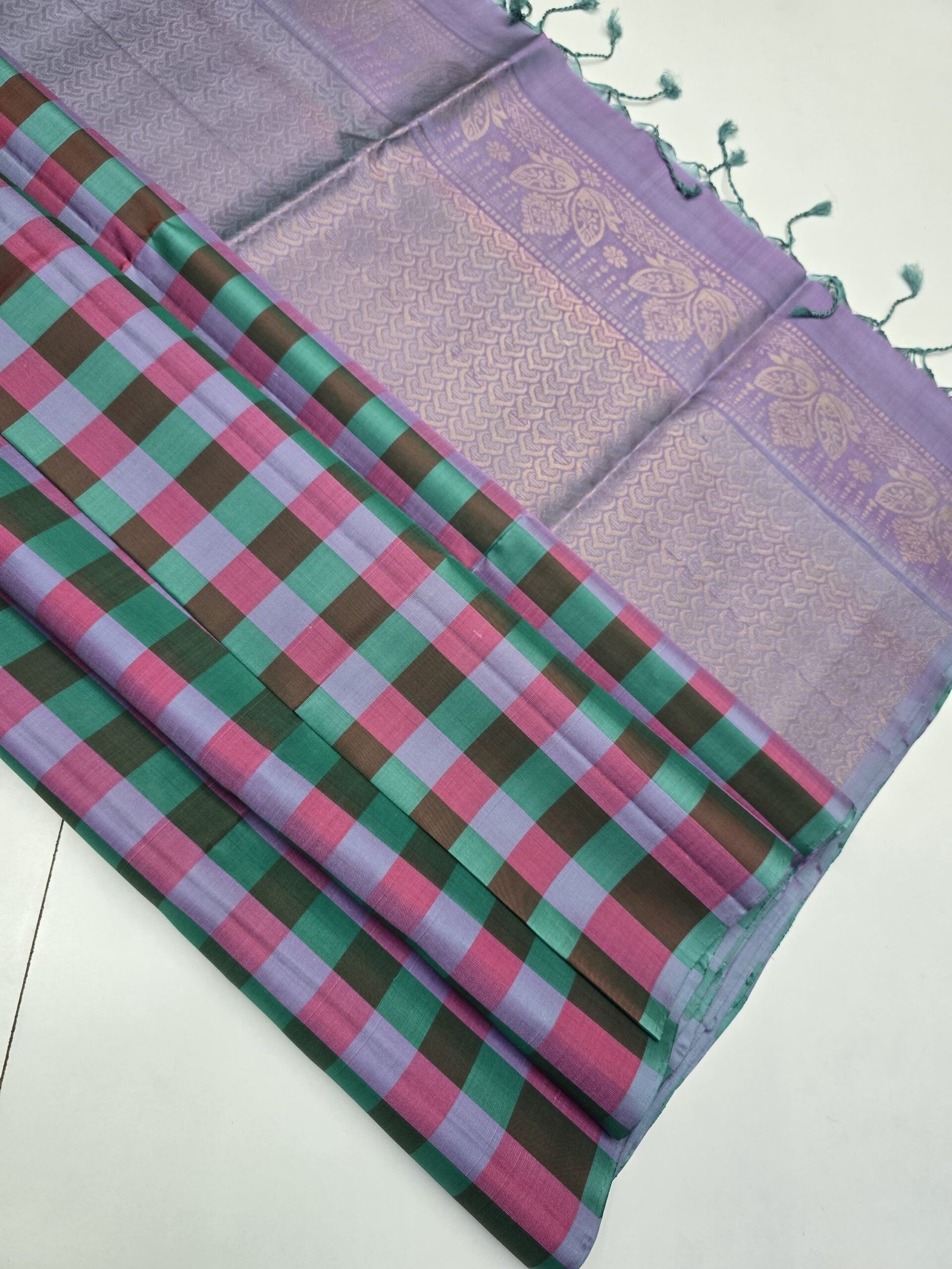 Handloom Kanchipuram Checks Pure Soft Silk Sarees With Silk Mark Certified