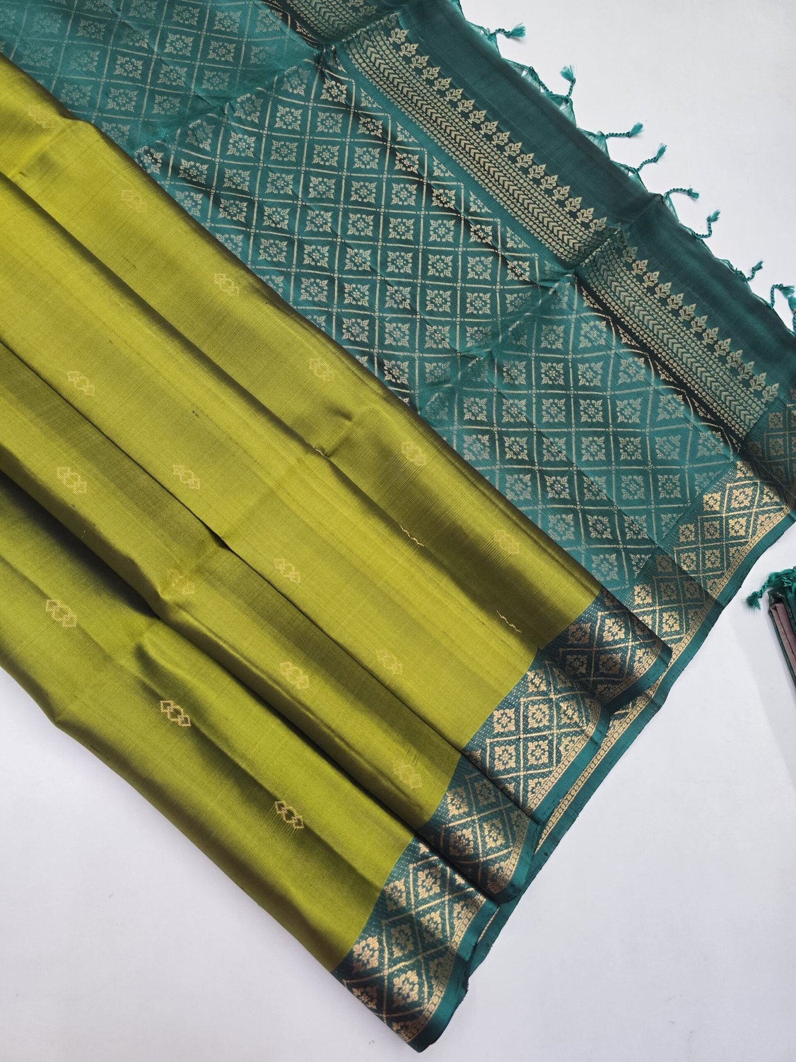 Handloom Jacquard Border Pure Soft Silk Sarees With Silk Mark Certified